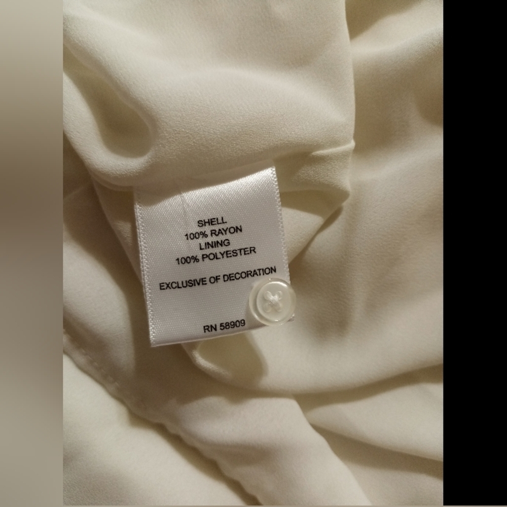 Gibson Latimer White Pleated Maxi Dress Scoop Neck - Picture 6 of 14